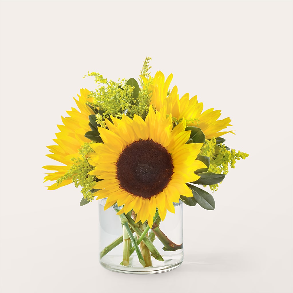 Beaming Sunflower Bouquet – Royal Flower Shop, Toms River NJ