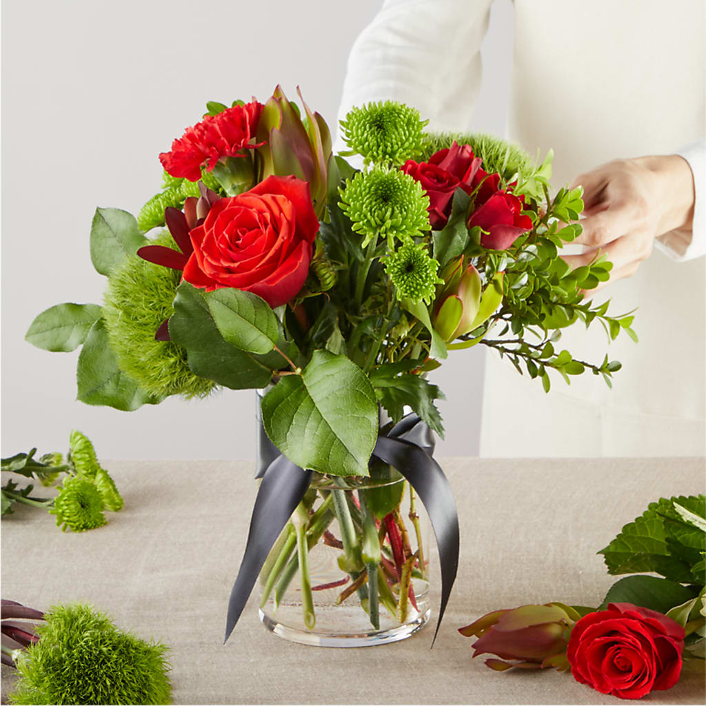 Heritage Kindle – A Florist Original –  Royal Flower Shop, Toms River NJ