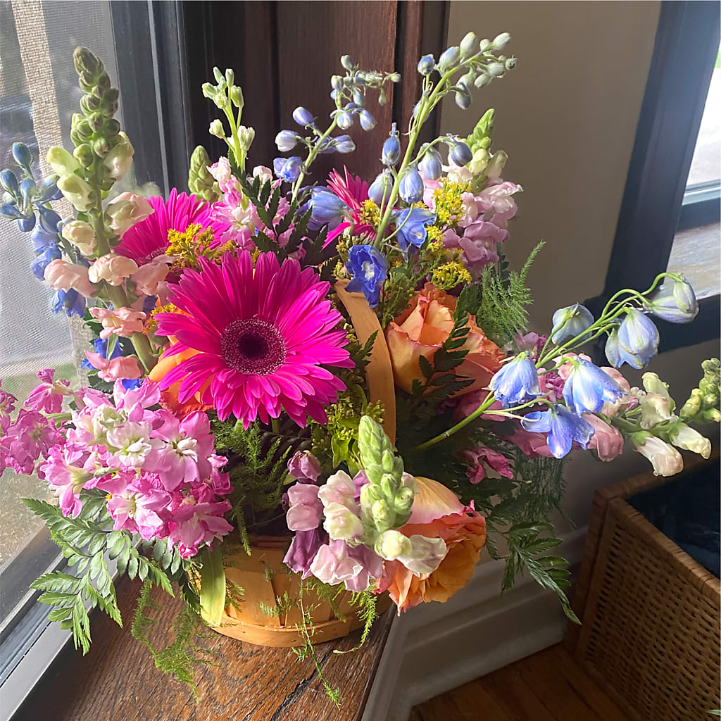 Garden of Life Basket –  Royal Flower Shop, Toms River NJ