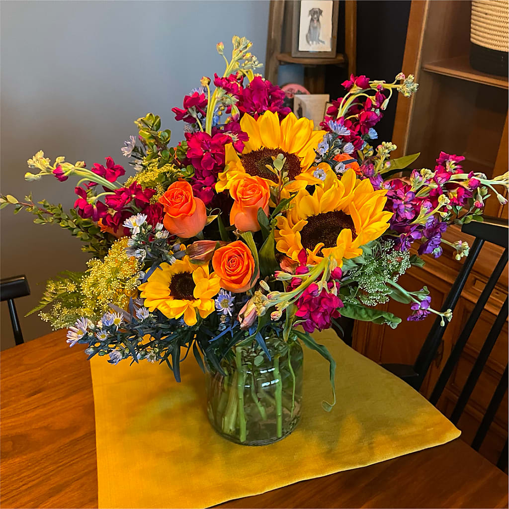Rays of Life Bouquet –  Royal Flower Shop, Toms River NJ