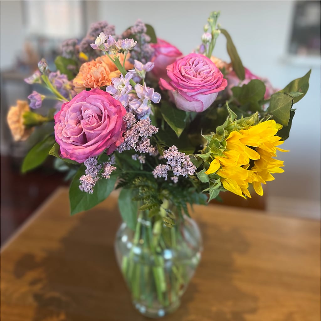 Yellow Brick Road Bouquet –  Royal Flower Shop, Toms River NJ
