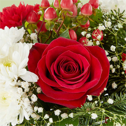 Chance of Flurries Bouquet –  Royal Flower Shop, Toms River NJ