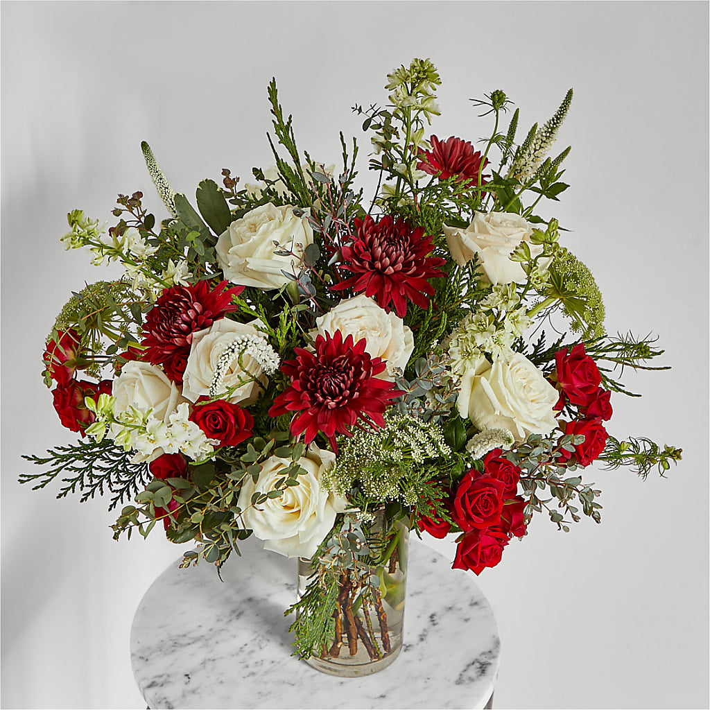 Favorite Traditions Bouquet –  Royal Flower Shop, Toms River NJ