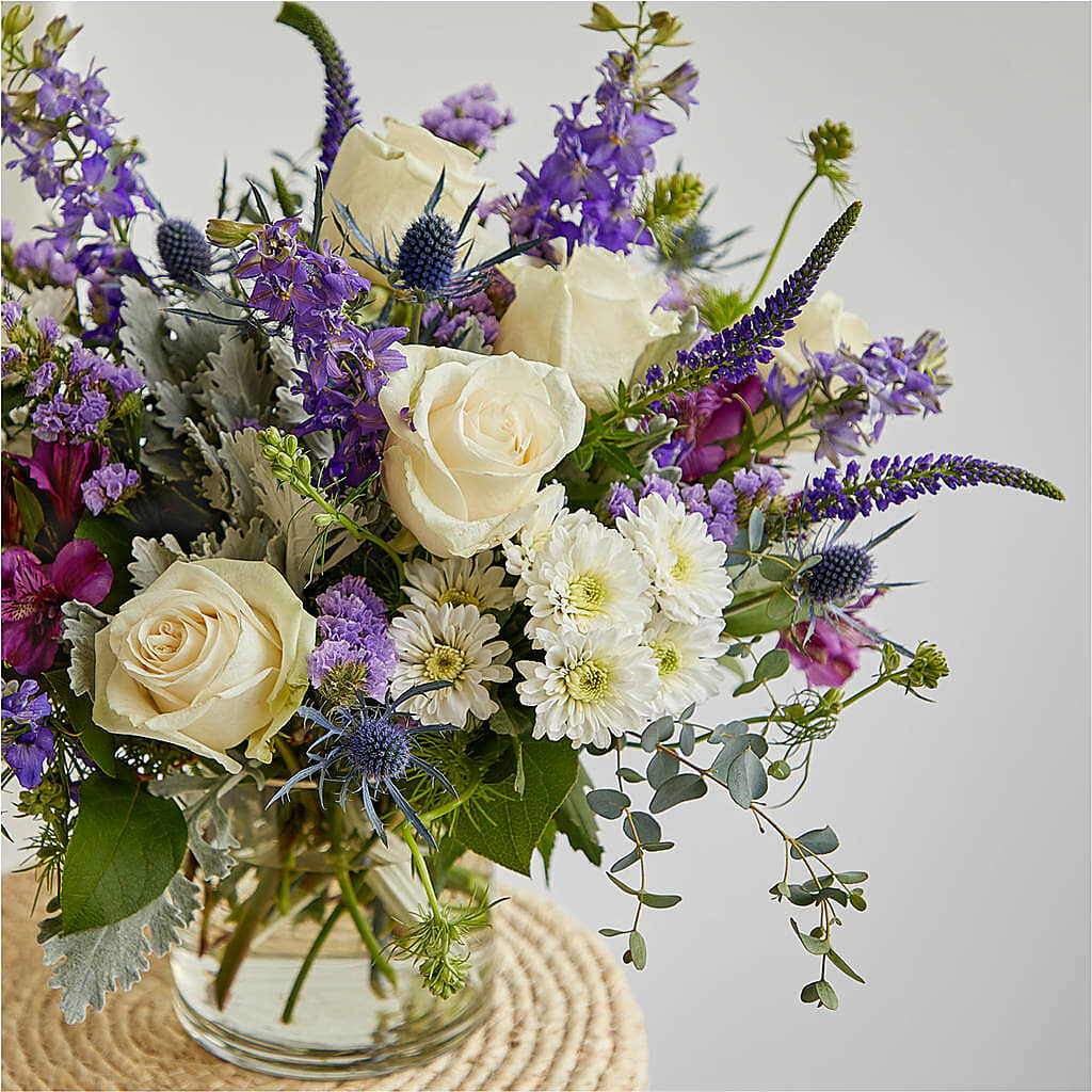 Shooting Star Bouquet –  Royal Flower Shop, Toms River NJ
