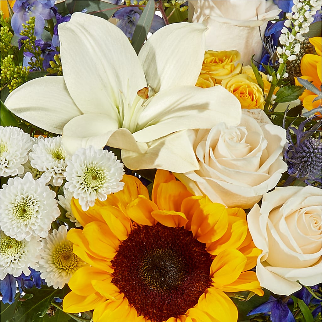 Wonderfully Sunny Bouquet –  Royal Flower Shop, Toms River NJ