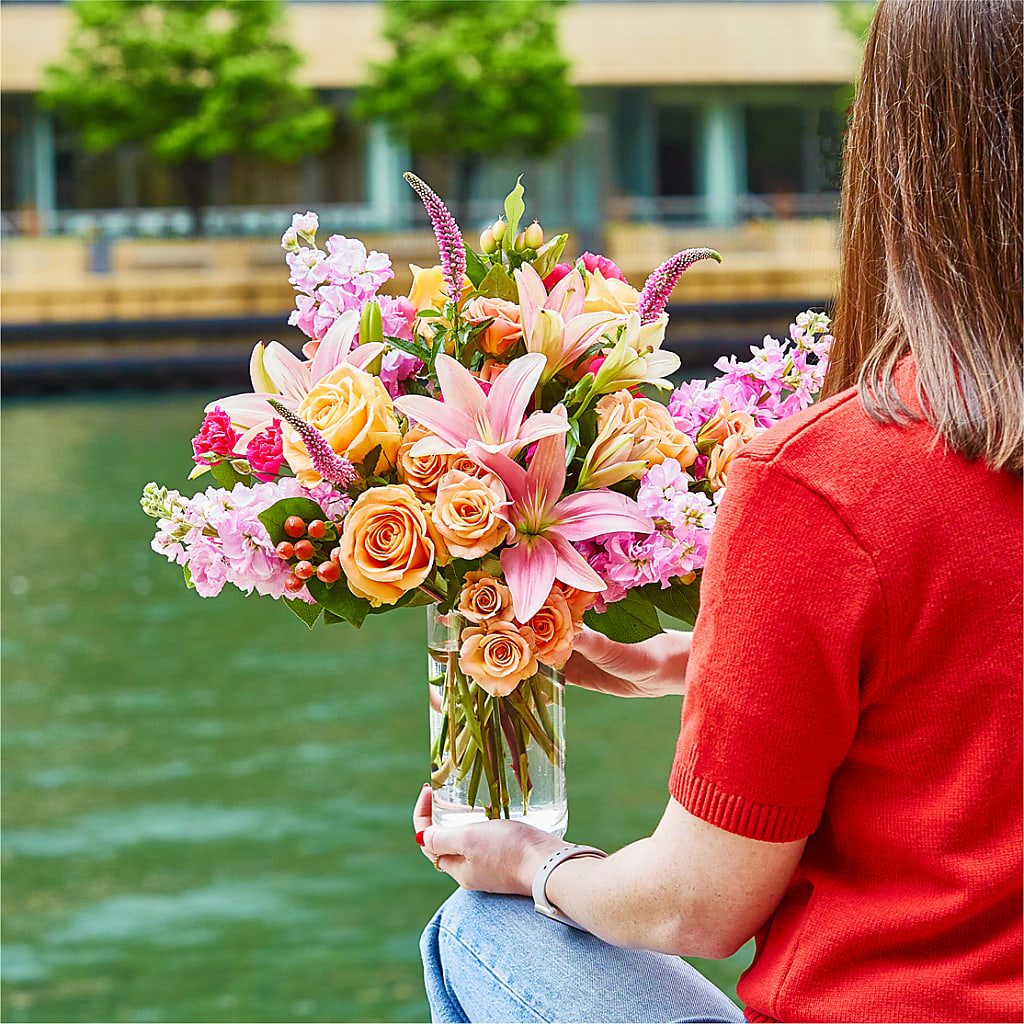 Bisous Bouquet –  Royal Flower Shop, Toms River NJ